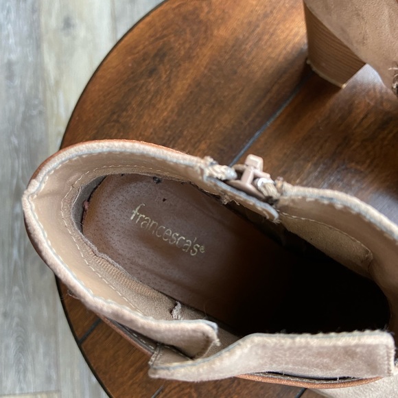 Francesca’s Cadence Tan and Brown Booties- Size 7 - Picture 3 of 11